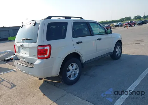 2012 Ford Escape Xlt из США, поврежденный, VIN 1FMCU0DG7CKC54057